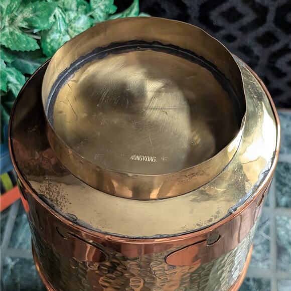 15" Tall Vintage Hammered Heavy Solid Brass & Copper Cylindrical Vase, Hong Kong - Picture 8 of 8